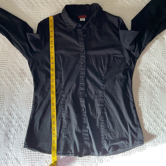 Shirt - Picture 8 of 9